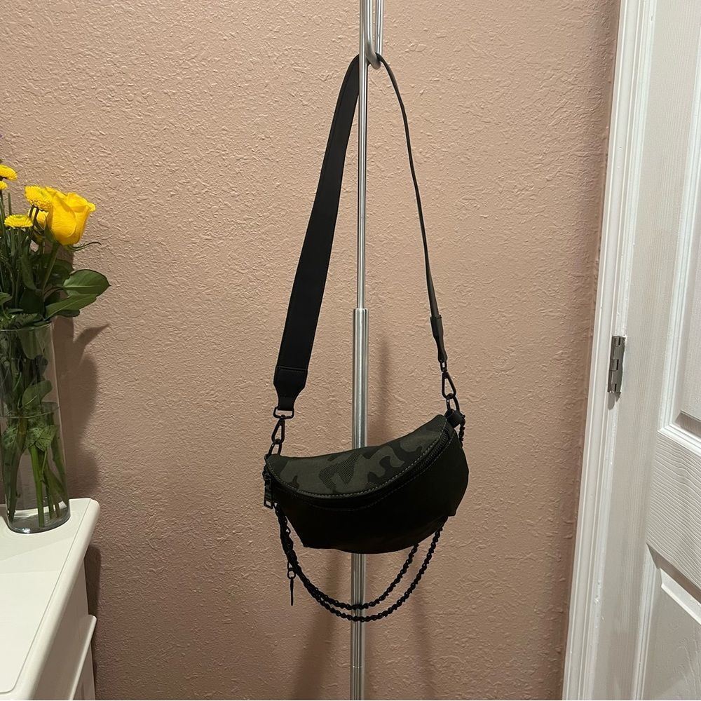 Steve Madden Belt Bag W/Chains